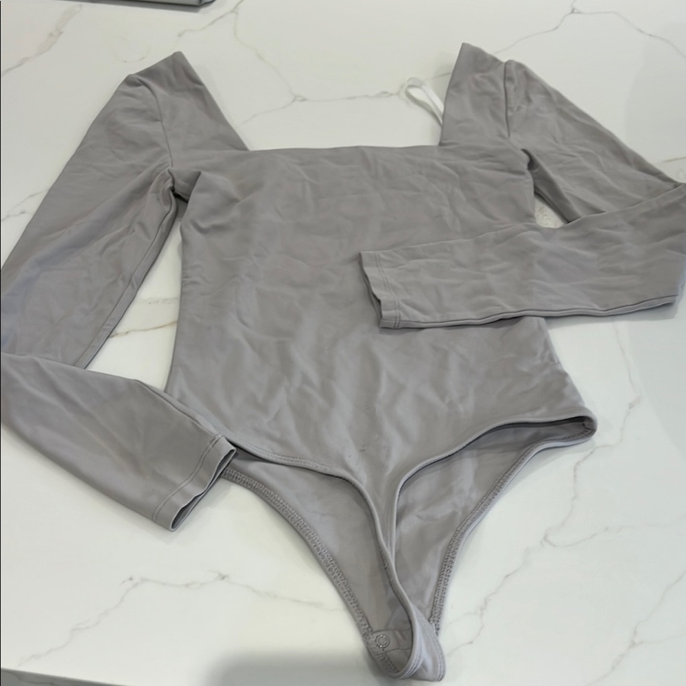 Babaton Soft Gray Square Neck Bodysuit - Picture 4 of 5
